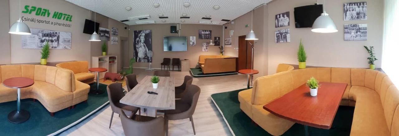 Sport Hotel Tatabánya Dış mekan fotoğraf