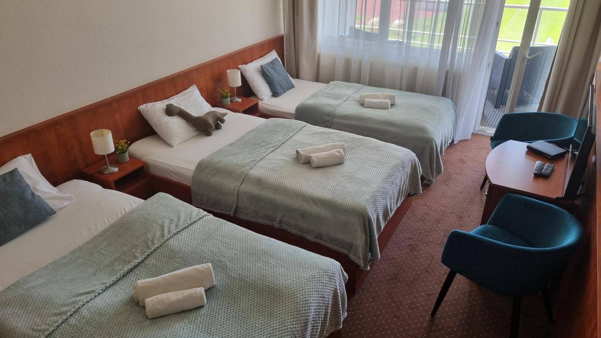 Sport Hotel Tatabánya Dış mekan fotoğraf